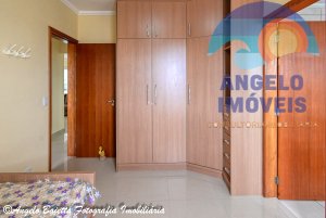 Apartamento á venda no bairro Centro em Peruíbe