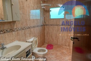 Casa lado praia á venda no bairro Oásis em Peruíbe