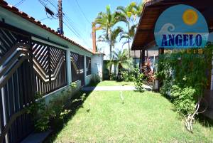 Casa para locação no bairro Ribamar m Peruíbe, á 200 metros da praia
