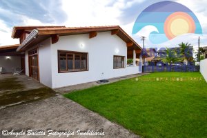 Casa á venda no condomínio Aldeia da Jureia em Peruíbe