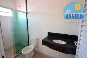 Casa para venda no bairro Jardim Veneza em Peruibe
