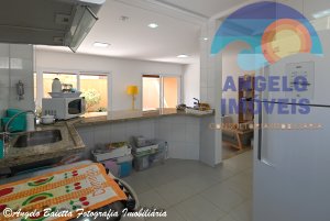 Sobrado á venda no comdomínio Villaggio Terrazza em Peruíbe