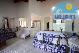 Casa á venda no bairro Jardim Beira Mar em Peruíbe