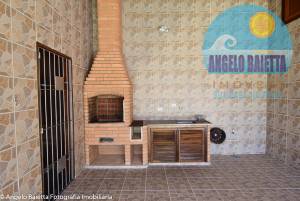 Casa á venda no bairro Jardim Beira Mar em Peruíbe