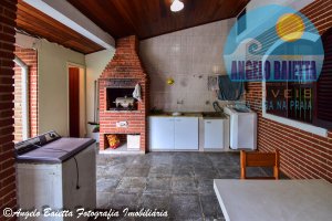 Casa á venda no bairro Três Marias em Peruíbe