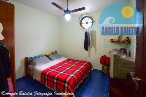 Casa á venda no bairro Três Marias em Peruíbe
