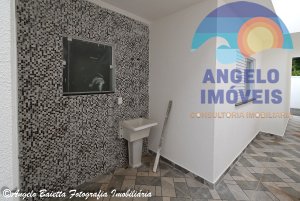 Casa á venda no bairro São João Batista em Peruíbe