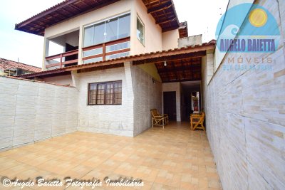 Casa em Peruíbe para venda