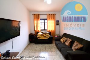 Casa á venda no bairro Cidade Nova Peruíbe em Peruíbe