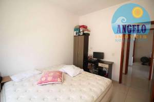 Casa terrea, com piscina, 3 dormitórios, sendo 1 suite, no bairro Continental em Peruibe
