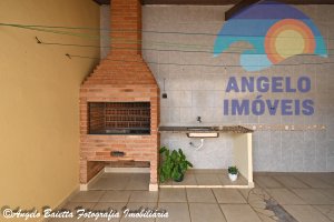 Casa á venda no bairro Oásis em Peruíbe