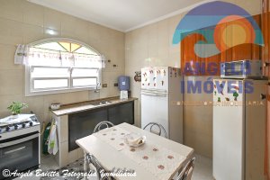 Casa á venda no bairro Oásis em Peruíbe