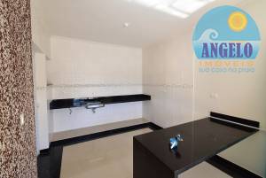 Casa para venda no bairro Jardim Veneza em Peruibe