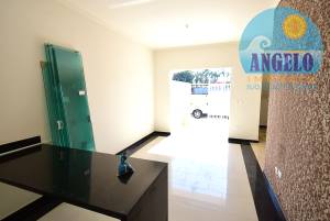 Casa para venda no bairro Jardim Veneza em Peruibe