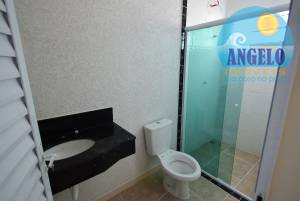 Casa para venda no bairro Jardim Veneza em Peruibe