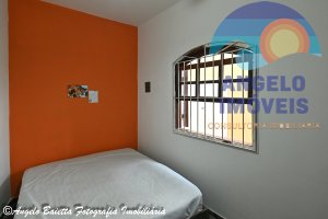 Casa lado praia para locação de temporada no bairro Stella Maris em Peruíbe