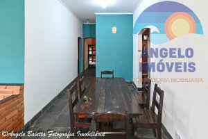 Casa lado praia para locação de temporada no bairro Stella Maris em Peruíbe