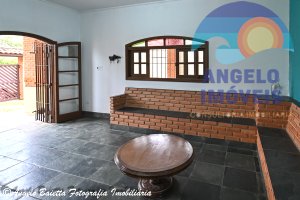 Casa lado praia para locação de temporada no bairro Stella Maris em Peruíbe