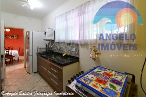Casa com 3 dormitórios á venda no bairro Oásis em Peruíbe
