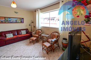 Casa com 3 dormitórios á venda no bairro Oásis em Peruíbe