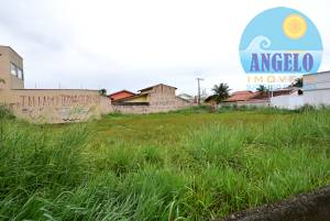 Terreno comercial para venda no bairro Tres Marias em Peruíbe, á 400 mtros da praia