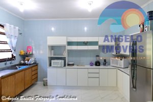 Casa á venda no bairro Arpoador em Peruíbe