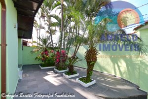 Casa á venda no bairro Arpoador em Peruíbe