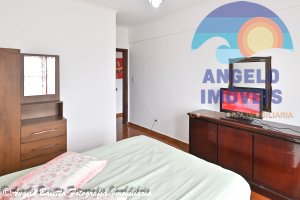 Apartamento á 400 metros da praia a venda no bairro Oasis em Peruíbe
