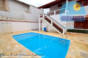 Casa com 4 dormitórios, piscina, Cidade Nova Peruíbe - Peruíbe.