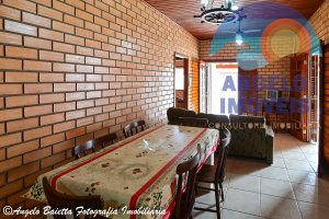 Casa á venda no bairro Mar e Sol em Peruíbe