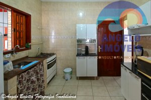 Casa á venda no bairro Mar e Sol em Peruíbe