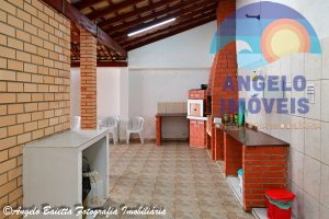 Casa á venda no bairro Mar e Sol em Peruíbe