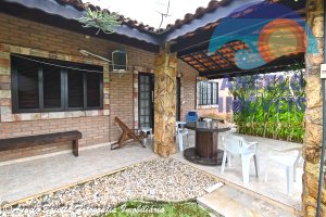 Casa com 3 dormitórios á venda no bairro Imperador