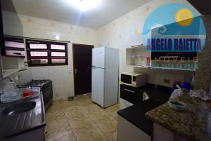 Casa á venda no bairro Icaraiba em Peruíbe, á 200 metros da praia