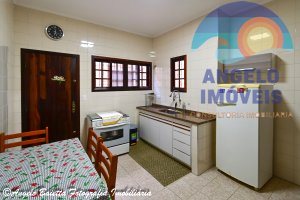 Casa com piscina, 3 dormitórios á venda no bairro Oásis em Peruíbe