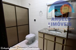 Casa com piscina, 3 dormitórios á venda no bairro Oásis em Peruíbe