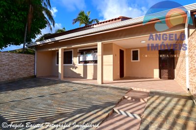 Casa em Peruíbe para venda