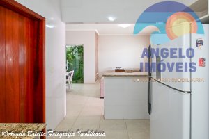 Casa com piscina, 3 dormitórios, excelente acabamento, á venda no bairro Oásis em Peruíbe