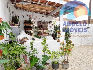 Casa lado linha  á venda no bairro Samburá em Peruíbe 