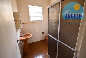 Casa para locação no bairro Jardim Peruibe, acima de 1200 metros da praia