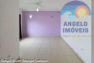 Casa á venda no bairro Belmitr Novaes em Peruíbe