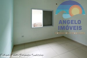 Casa á venda no bairro Belmitr Novaes em Peruíbe