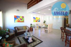 Casa terrea, piscina, 2 suítes, Cidade Nova Peruibe, á 800 metros da praia