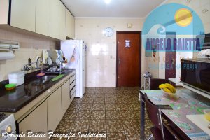 Apartamento á venda no bairro Ribamar em Peruíbe