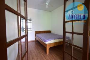 Sobrado para locação de temporada no bairro São José em Peruibe, á 600 metros da praia