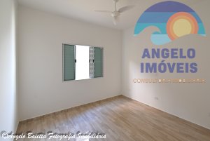 Casa com piscina no bairro Tres Marias em Peruíbe