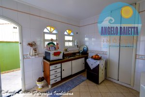 Casa com piscina á venda no bairro Cidade Nova Peruíbe em Peruíbe