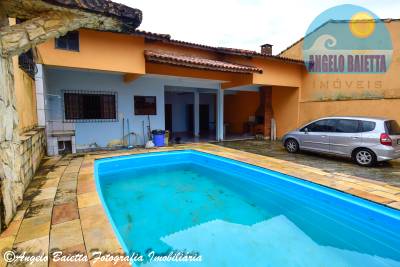 Casa em Peruíbe para venda