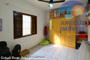 Casa á venda no bairro Tres Marias em Peruíbe