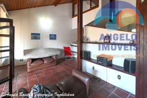 Casa á venda no bairro Oásis em Peruíbe